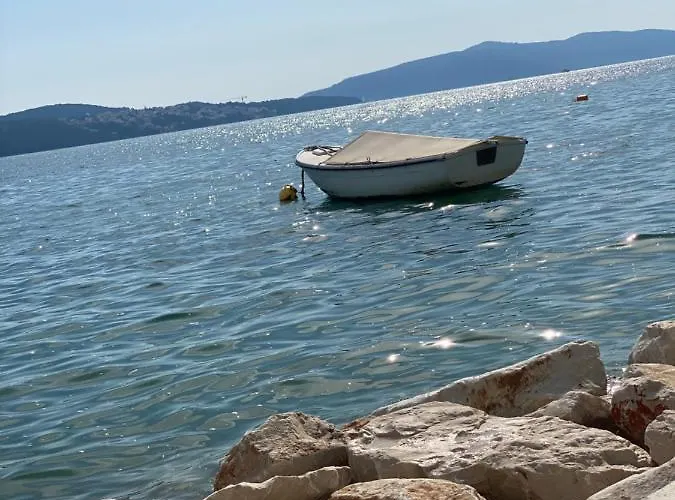 Gold * Τρογκίρ